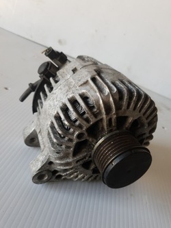 Генератор peugeot 207 2,0 hdi фото №1