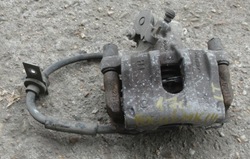 Ford focus mk3 fl 17r 1.5 eb суппорт левый зад фото №1