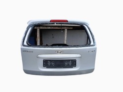 Кришка задня зад hyundai i30 i універсал 07-10 2r фото №1