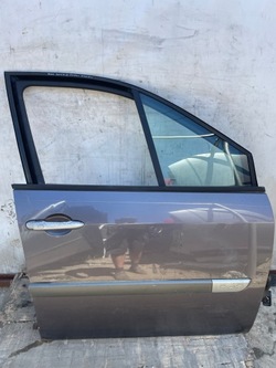 Renault scenic ii 2 дверь правые перед tec68 фото №1