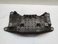 Audi a6 c7 кронштейн підтримка коробки фото №1