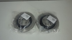 Volvo xc40 диск тормозная зад 32300123 фото №1