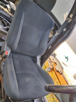 Сидіння лівий водія outlander ii 06-10r x42 фото №1