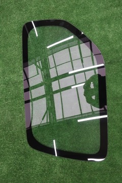 Стекло боковая кузовная правая suzuki jimny идеальная автомобильный оригинал фото №1