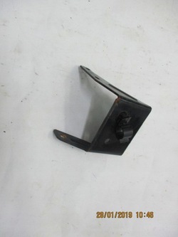 Лапи держатель 06a103309ah golf iv bora 1.6 sr фото №1