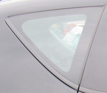 Mercedes w169 рестайлинг стекло правая задняя зад фото №1