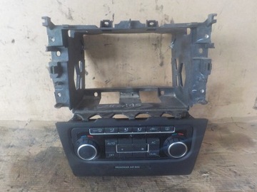 Панель повітропровід з plastkiem golf vi 5k0858089e фото №1