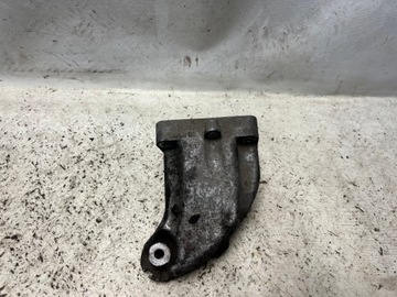 Mercedes класс e w212 3.0 cdi v6 лапи двигателя правая фото №1