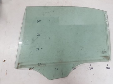 C клас w204 12r sedan скло двері ліва зад фото №1