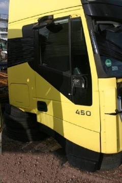 Iveco stralis e5 двері праві комплектні фото №1