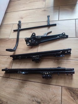 Рейка елементи сидіння передньої mercedes w210 фото №1