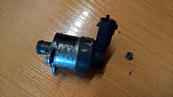 Датчик тиску пального honda accord vii 2.2 фото №1