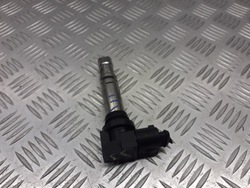 Котушка запалювання seat toledo ii 1.6 r0401s00400 фото №1