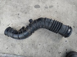 Труба интеркулер dacia lodgy 1.2 tce 165762992r фото №1