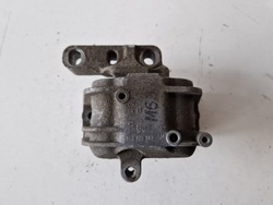 Подушка лапи двигателя vw jetta vi 5c6 2.0 fsi 1k0199262m фото №1