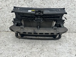 Caddy 2k5 pas переднє комплект 2,0tdi фото №1