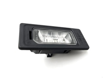 Лампа освещение регистрации led audi a4 tt a6 a8 4g0943021 фото №1