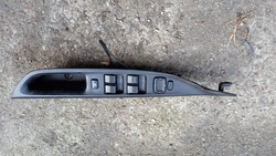 Перемикач скло лівий перед mazda 6 03r 2.3b фото №1