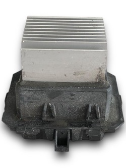 Peugeot 508 резистор вентилятор t1017845r фото №1