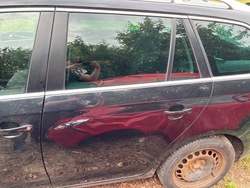 Volkswagen golf vi а також v універсал двері лівий зад комплектні lc9x гарний фото №1