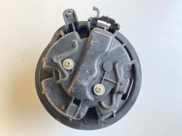 Renault оригинальный номер 657475v фото №1