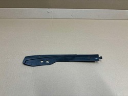 Заглушка бампера правые зад audi a4 b9 8w5807838 фото №1