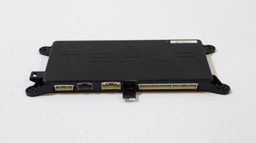 Tesla модель x 2015- модуль блок керування комфорту bcm 1043900-00-e фото №1