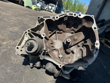 Renault clio ii 1.2 8v коробка передач коробки передач jb1514 фото №1