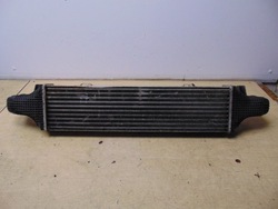 Радиаторов интеркулер mercedes w204 a2045000200 фото №1