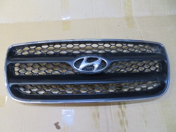 Решітка радіатора решітка hyundai santa fe ii 06r 86561-2b010 фото №1