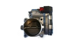 Ford focus mk3 st iii 2.0 ecoboost дросельна заслінка ds7e-9f991-bb фото №1