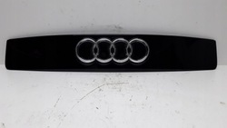 Audi a2 защита решётка радиатора решётка радиатора решётка значок 8z0853631 фото №1