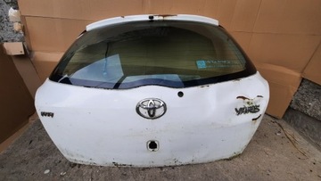 Стекло зад toyota yaris 07r фото №1