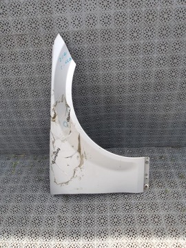 Крило праві переднє mercedes c-klasa w204 фото №1