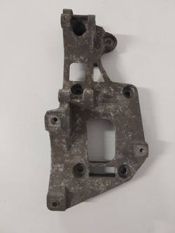 Лапи генератора 1.6 bse vw seat 06f903143f фото №1