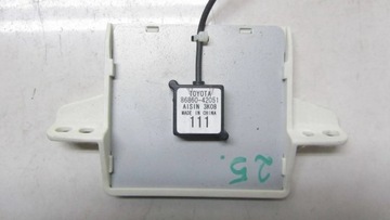 Toyota rav-4 iv антена gps 86860-42051 12- фото №1