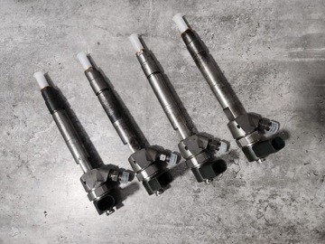 Инжектор mercedes common rail 0445110012 200 220 cdi фото №1