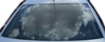 Vw polo classic iv скло задня зад sedan фото №1