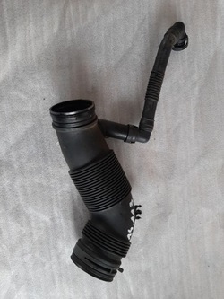 Вентиляция картера воздуховод воздуха skoda fabia ii 1,4 tdi фото №1