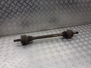 Піввісь ліва задня mercedes w203 2.2 cdi фото №1