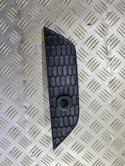 Заглушка решётка бампера перед s max mk1 рестайлинг pdc фото №1