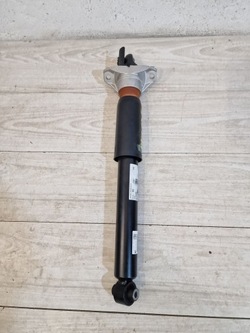 Lamborghini urus audi sq7 новый амортизатор задний 4m0616031ag фото №1