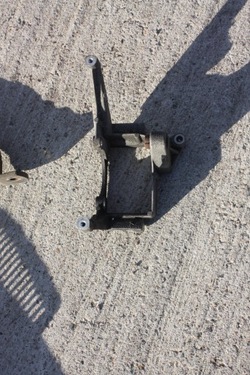 Лапи насоса усилителя audi a6 c5 2,8 v6 фото №1