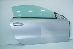 Двері праві колір 744 комплектні mercedes sl r230 03 фото №1