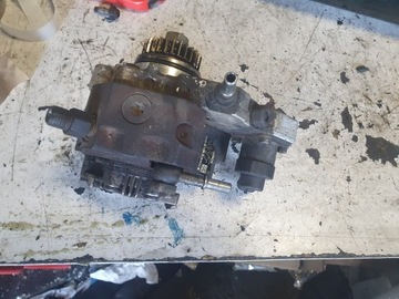 Насос впрыскивающий renault 2.0 dci 8200803375 фото №1