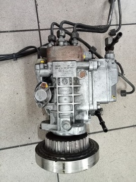 Насос впрыскивающий vw lt t4 2.5 tdi 074180147c 0460415983 фото №1