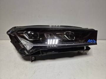 Лампа права перед skoda enyaq повний led 5lb941016a фото №1