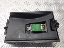 Резистор резистор вентилятор vw golf iv 1.4 1j0819022 фото №1