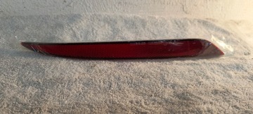 Отражатель бампера зад правый tesla модель 3 фото №1