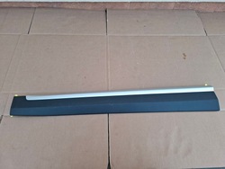 Планка двері ліва передня mg zs оригінал гарний стан фото №1